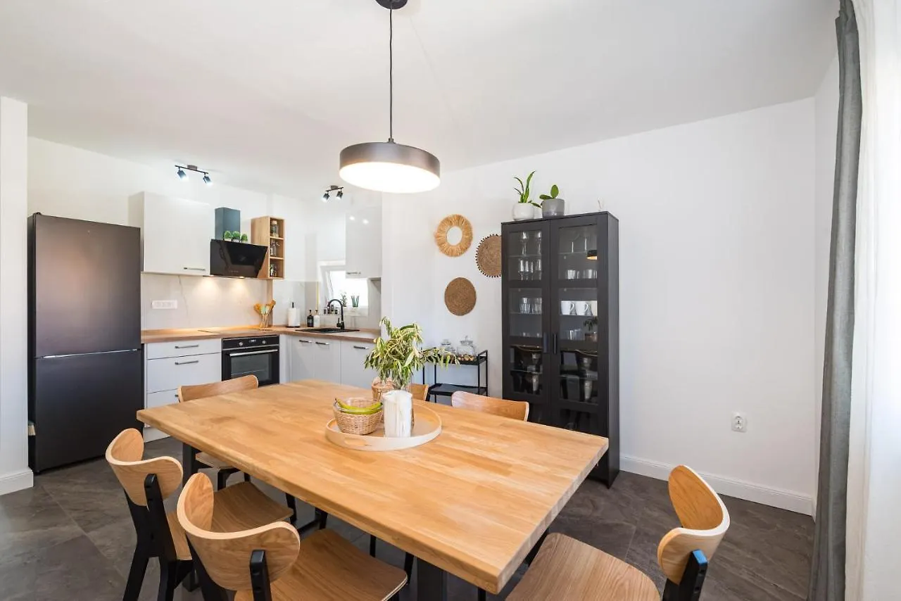 Apartment Mavi Zadar