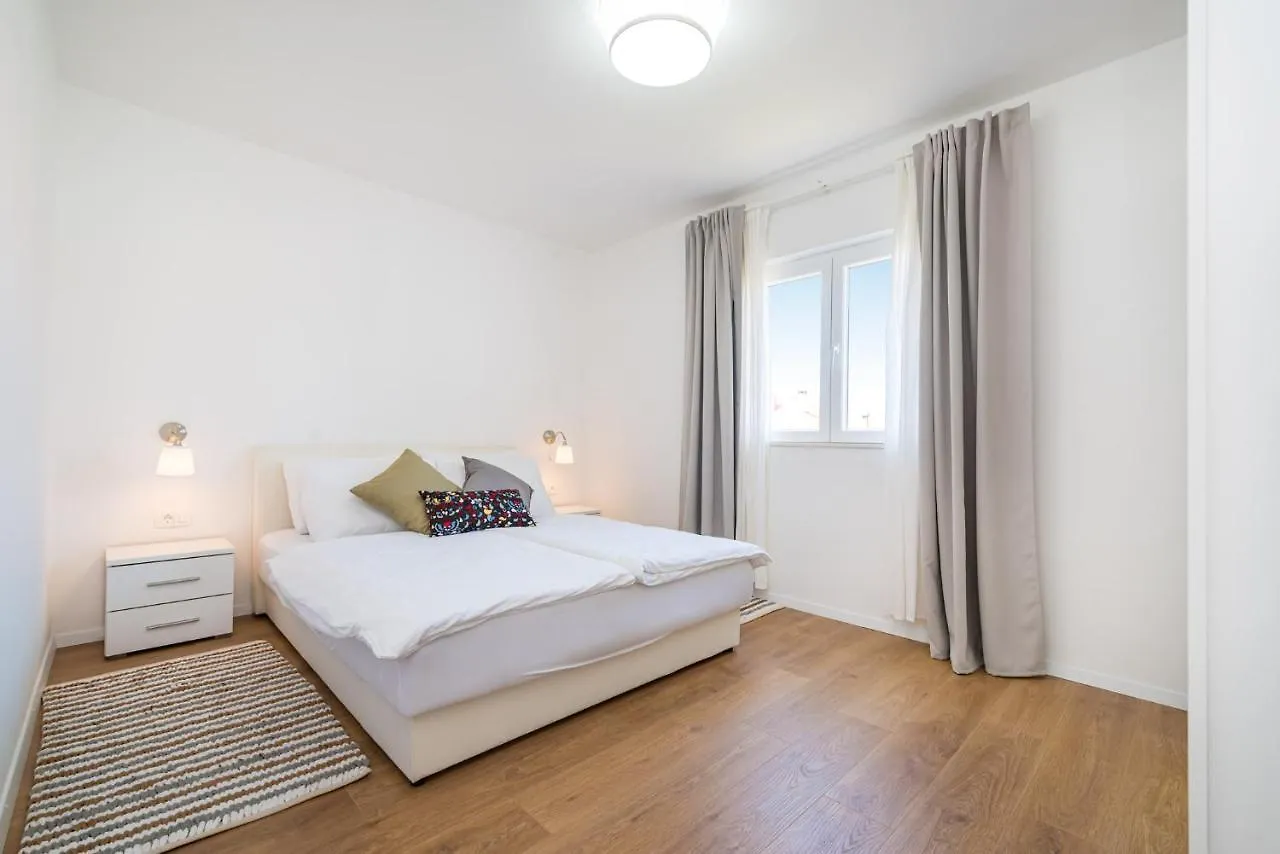 Apartment Mavi Zadar